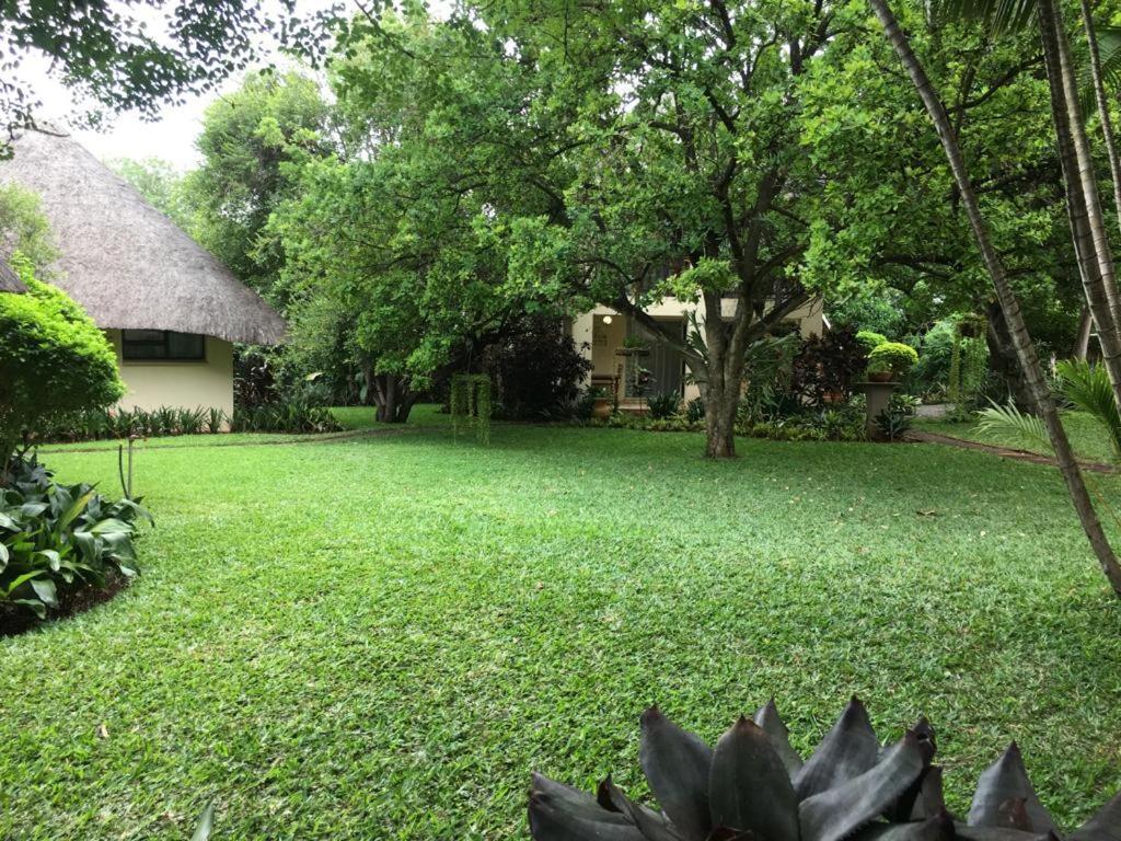 Acasia Guest Lodge Коматипорт Экстерьер фото